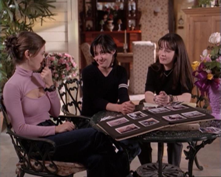 Charmed-Online-dot-net_117That70sEpisode2431.jpg Charmed-Online-dot-net_117That70sEpisode2431.jpg