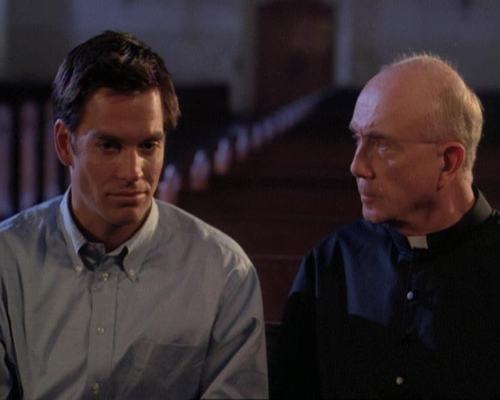 Charmed-Online-dot-net_118WhenBadWarlocksTurnGood0007.jpg Charmed-Online-dot-net_118WhenBadWarlocksTurnGood0007.jpg