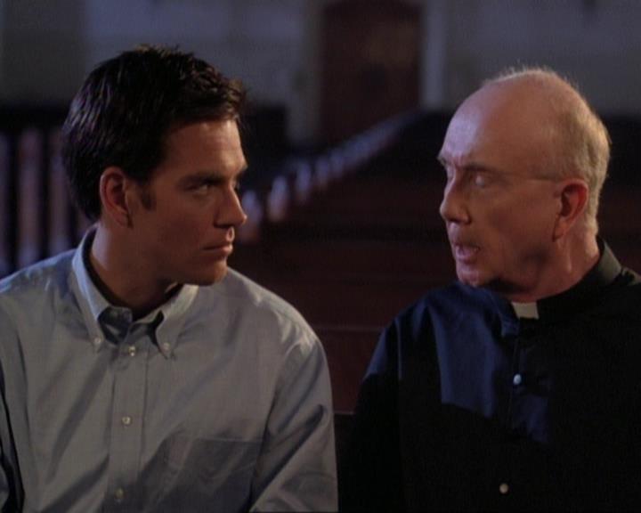 Charmed-Online-dot-net_118WhenBadWarlocksTurnGood0010.jpg Charmed-Online-dot-net_118WhenBadWarlocksTurnGood0010.jpg