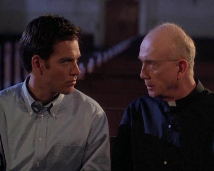 Charmed-Online-dot-net_118WhenBadWarlocksTurnGood0012.jpg Charmed-Online-dot-net_118WhenBadWarlocksTurnGood0012.jpg