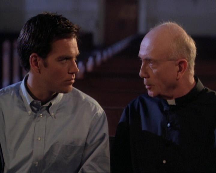 Charmed-Online-dot-net_118WhenBadWarlocksTurnGood0014.jpg Charmed-Online-dot-net_118WhenBadWarlocksTurnGood0014.jpg