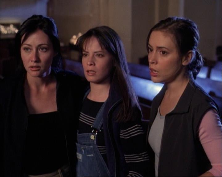 Charmed-Online-dot-net_118WhenBadWarlocksTurnGood0192.jpg