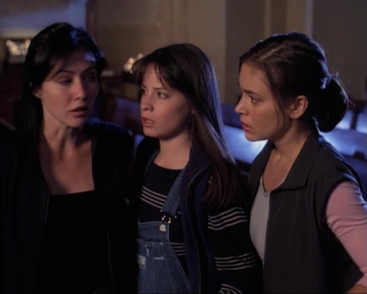 Charmed-Online-dot-net_118WhenBadWarlocksTurnGood0194.jpg Charmed-Online-dot-net_118WhenBadWarlocksTurnGood0194.jpg