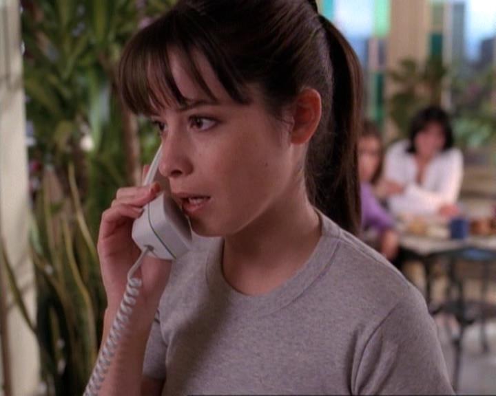 Charmed-Online-dot-net_118WhenBadWarlocksTurnGood0411.jpg Charmed-Online-dot-net_118WhenBadWarlocksTurnGood0411.jpg