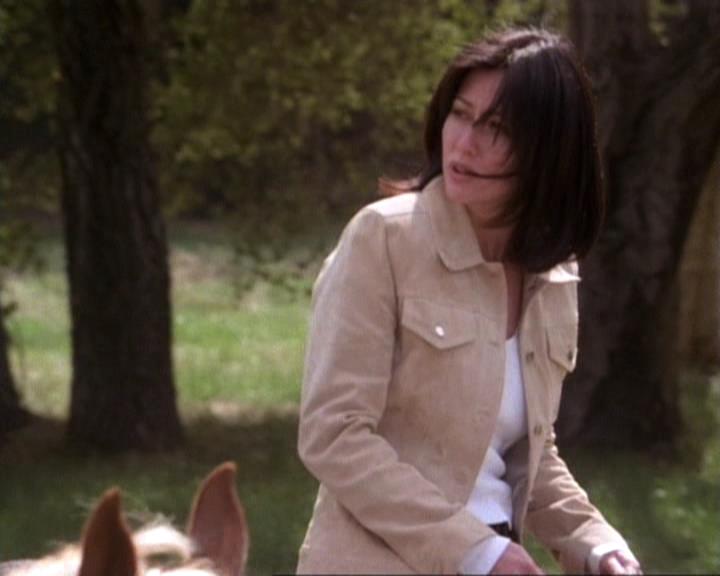 Charmed-Online-dot-net_118WhenBadWarlocksTurnGood0802.jpg Charmed-Online-dot-net_118WhenBadWarlocksTurnGood0802.jpg