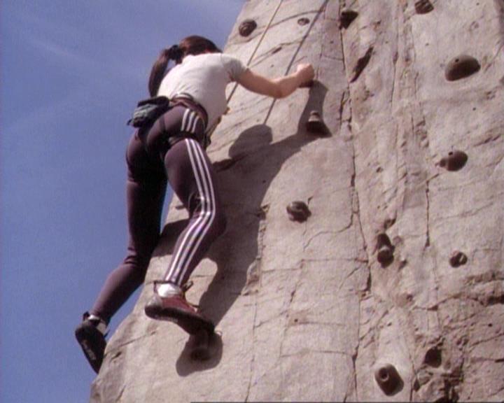 Charmed-Online-dot-net_118WhenBadWarlocksTurnGood0826.jpg Charmed-Online-dot-net_118WhenBadWarlocksTurnGood0826.jpg