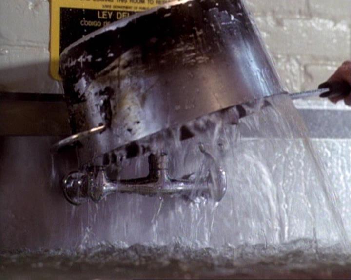 Charmed-Online-dot-net_118WhenBadWarlocksTurnGood0898.jpg Charmed-Online-dot-net_118WhenBadWarlocksTurnGood0898.jpg