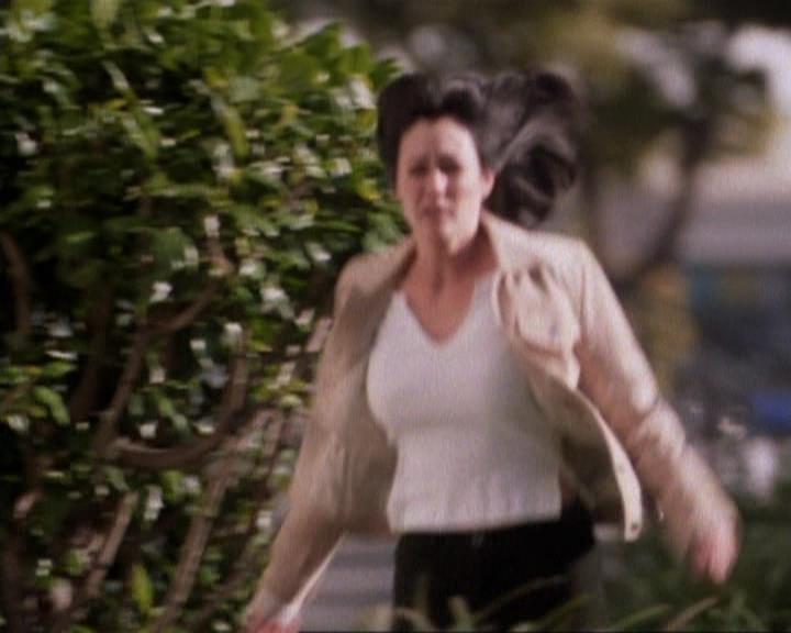 Charmed-Online-dot-net_118WhenBadWarlocksTurnGood0971.jpg Charmed-Online-dot-net_118WhenBadWarlocksTurnGood0971.jpg