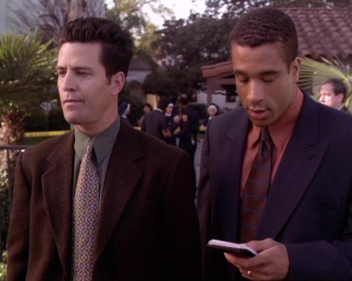 Charmed-Online-dot-net_118WhenBadWarlocksTurnGood1034.jpg Charmed-Online-dot-net_118WhenBadWarlocksTurnGood1034.jpg