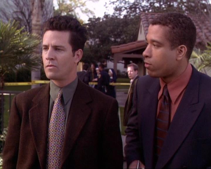 Charmed-Online-dot-net_118WhenBadWarlocksTurnGood1036.jpg Charmed-Online-dot-net_118WhenBadWarlocksTurnGood1036.jpg