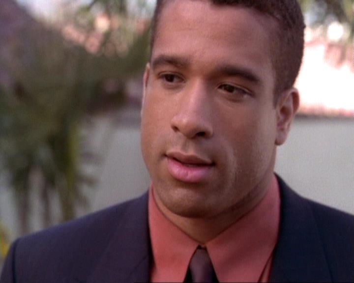 Charmed-Online-dot-net_118WhenBadWarlocksTurnGood1041.jpg Charmed-Online-dot-net_118WhenBadWarlocksTurnGood1041.jpg