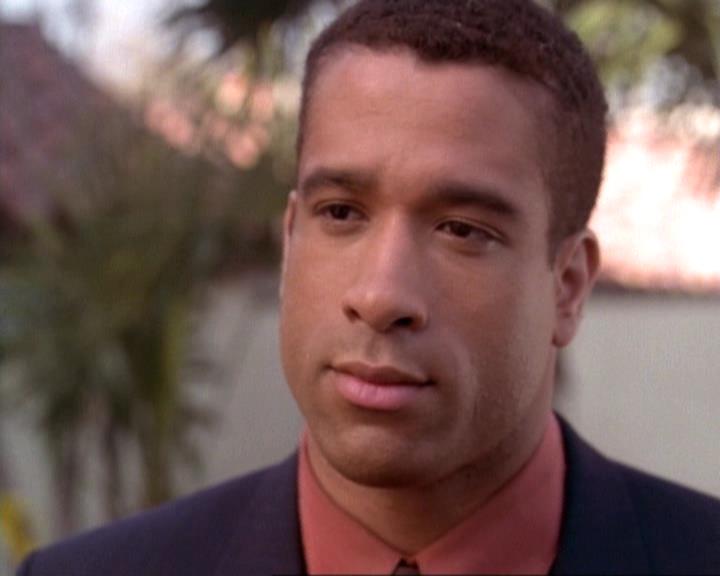 Charmed-Online-dot-net_118WhenBadWarlocksTurnGood1063.jpg Charmed-Online-dot-net_118WhenBadWarlocksTurnGood1063.jpg