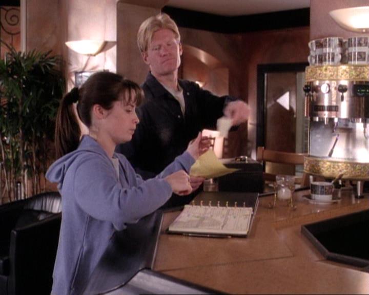 Charmed-Online-dot-net_118WhenBadWarlocksTurnGood1068.jpg Charmed-Online-dot-net_118WhenBadWarlocksTurnGood1068.jpg