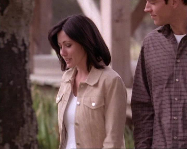 Charmed-Online-dot-net_118WhenBadWarlocksTurnGood1146.jpg Charmed-Online-dot-net_118WhenBadWarlocksTurnGood1146.jpg