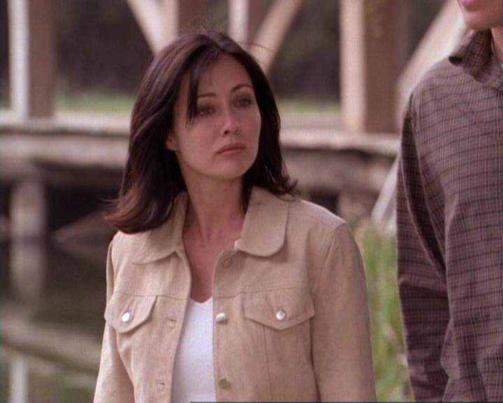 Charmed-Online-dot-net_118WhenBadWarlocksTurnGood1153.jpg Charmed-Online-dot-net_118WhenBadWarlocksTurnGood1153.jpg