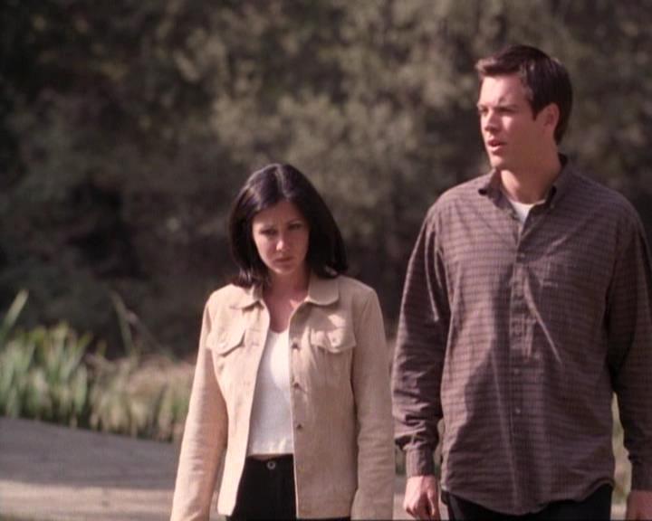 Charmed-Online-dot-net_118WhenBadWarlocksTurnGood1165.jpg Charmed-Online-dot-net_118WhenBadWarlocksTurnGood1165.jpg