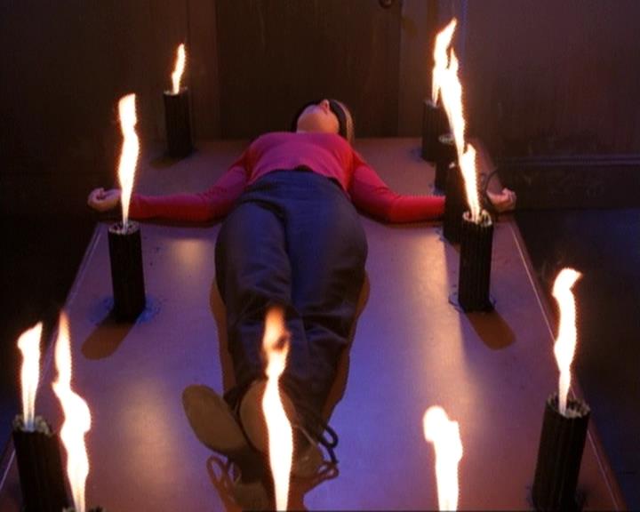 Charmed-Online-dot-net_118WhenBadWarlocksTurnGood1311.jpg Charmed-Online-dot-net_118WhenBadWarlocksTurnGood1311.jpg