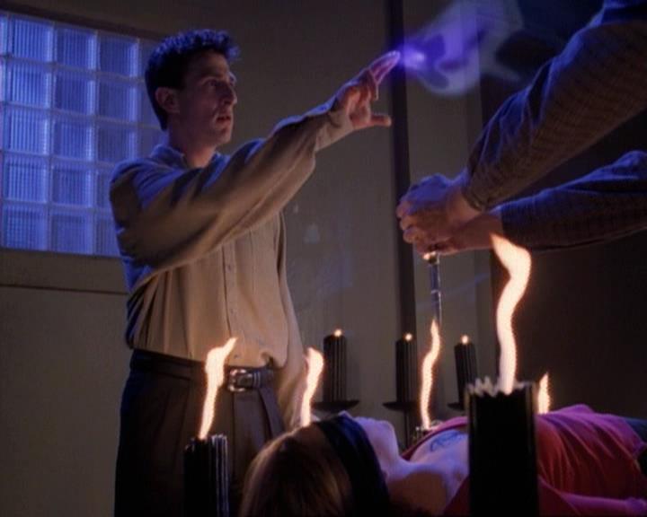 Charmed-Online-dot-net_118WhenBadWarlocksTurnGood1349.jpg Charmed-Online-dot-net_118WhenBadWarlocksTurnGood1349.jpg