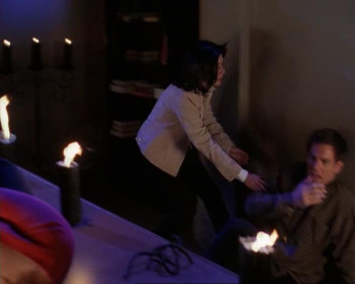 Charmed-Online-dot-net_118WhenBadWarlocksTurnGood1363.jpg Charmed-Online-dot-net_118WhenBadWarlocksTurnGood1363.jpg