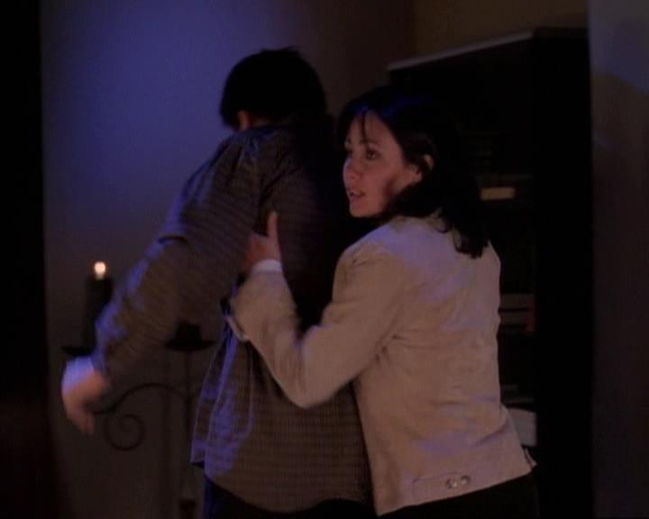 Charmed-Online-dot-net_118WhenBadWarlocksTurnGood1369.jpg Charmed-Online-dot-net_118WhenBadWarlocksTurnGood1369.jpg