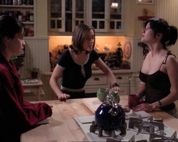 Charmed-Online-dot-net_118WhenBadWarlocksTurnGood1558.jpg Charmed-Online-dot-net_118WhenBadWarlocksTurnGood1558.jpg