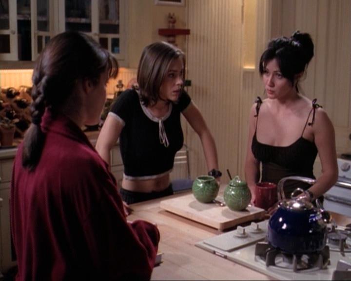 Charmed-Online-dot-net_118WhenBadWarlocksTurnGood1562.jpg Charmed-Online-dot-net_118WhenBadWarlocksTurnGood1562.jpg