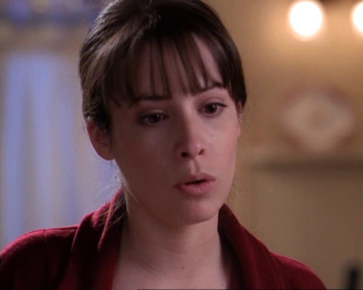 Charmed-Online-dot-net_118WhenBadWarlocksTurnGood1621.jpg Charmed-Online-dot-net_118WhenBadWarlocksTurnGood1621.jpg