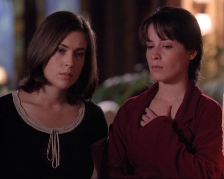 Charmed-Online-dot-net_118WhenBadWarlocksTurnGood1731.jpg