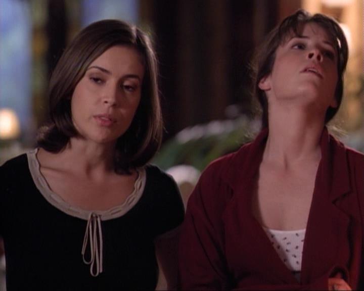 Charmed-Online-dot-net_118WhenBadWarlocksTurnGood1762.jpg Charmed-Online-dot-net_118WhenBadWarlocksTurnGood1762.jpg