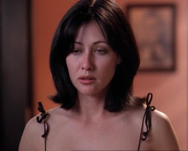 Charmed-Online-dot-net_118WhenBadWarlocksTurnGood1910.jpg Charmed-Online-dot-net_118WhenBadWarlocksTurnGood1910.jpg