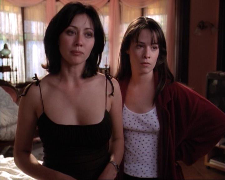 Charmed-Online-dot-net_118WhenBadWarlocksTurnGood1934.jpg Charmed-Online-dot-net_118WhenBadWarlocksTurnGood1934.jpg