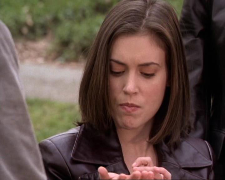 Charmed-Online-dot-net_119OutOfSight0031.jpg Charmed-Online-dot-net_119OutOfSight0031.jpg