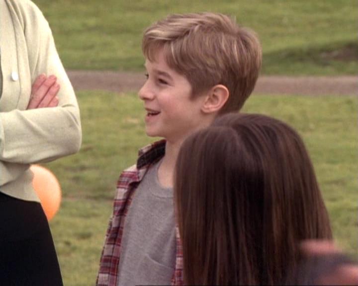 Charmed-Online-dot-net_119OutOfSight0049.jpg Charmed-Online-dot-net_119OutOfSight0049.jpg