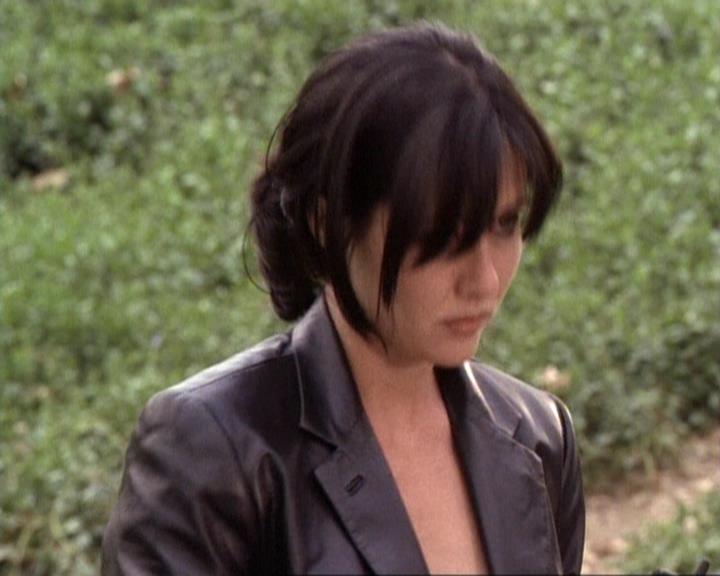 Charmed-Online-dot-net_119OutOfSight0050.jpg Charmed-Online-dot-net_119OutOfSight0050.jpg