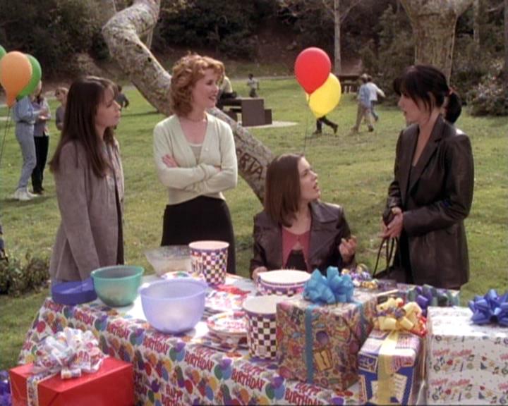 Charmed-Online-dot-net_119OutOfSight0070.jpg Charmed-Online-dot-net_119OutOfSight0070.jpg