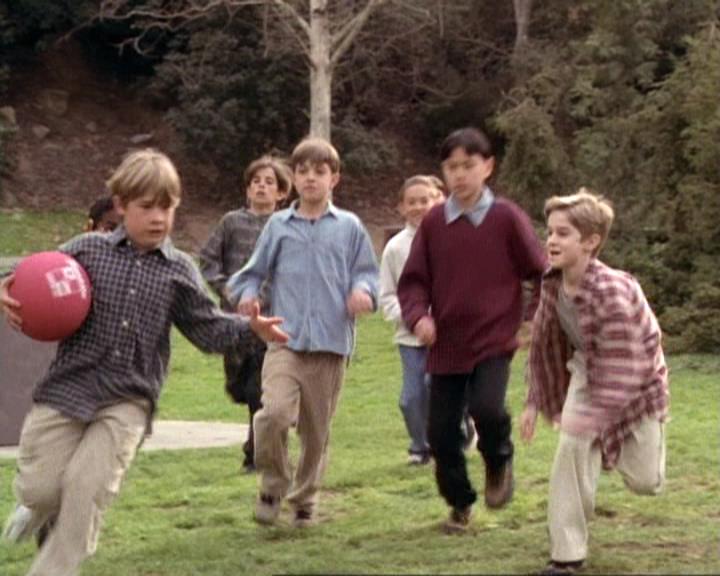 Charmed-Online-dot-net_119OutOfSight0079.jpg Charmed-Online-dot-net_119OutOfSight0079.jpg