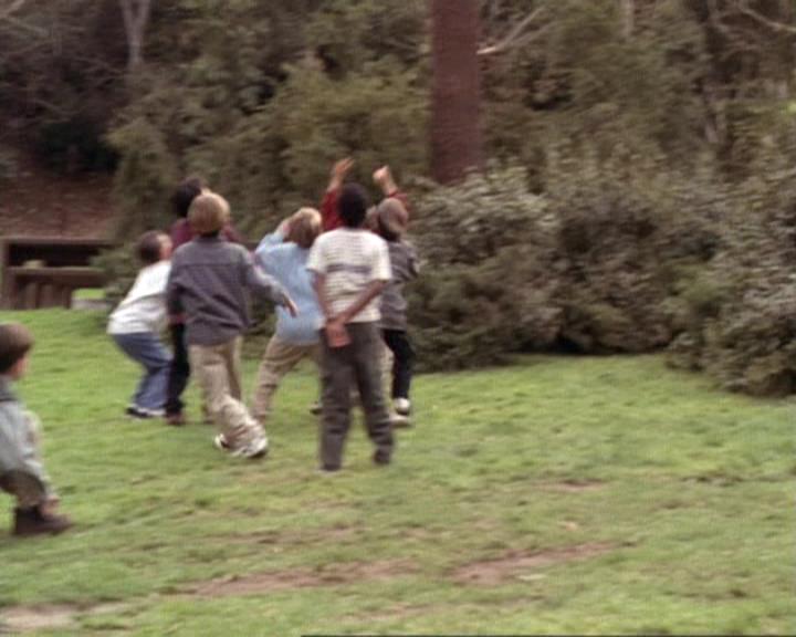 Charmed-Online-dot-net_119OutOfSight0090.jpg Charmed-Online-dot-net_119OutOfSight0090.jpg