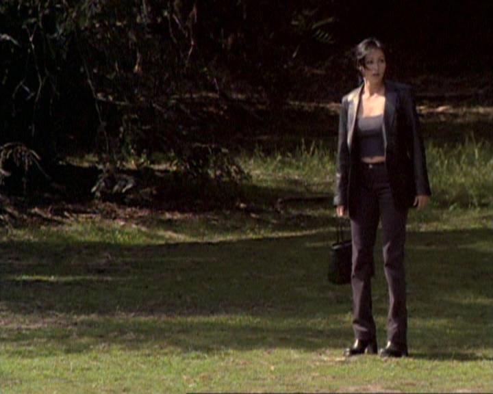 Charmed-Online-dot-net_119OutOfSight0141.jpg Charmed-Online-dot-net_119OutOfSight0141.jpg