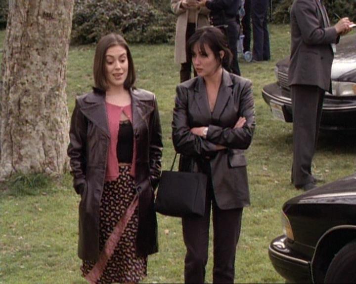 Charmed-Online-dot-net_119OutOfSight0258.jpg Charmed-Online-dot-net_119OutOfSight0258.jpg