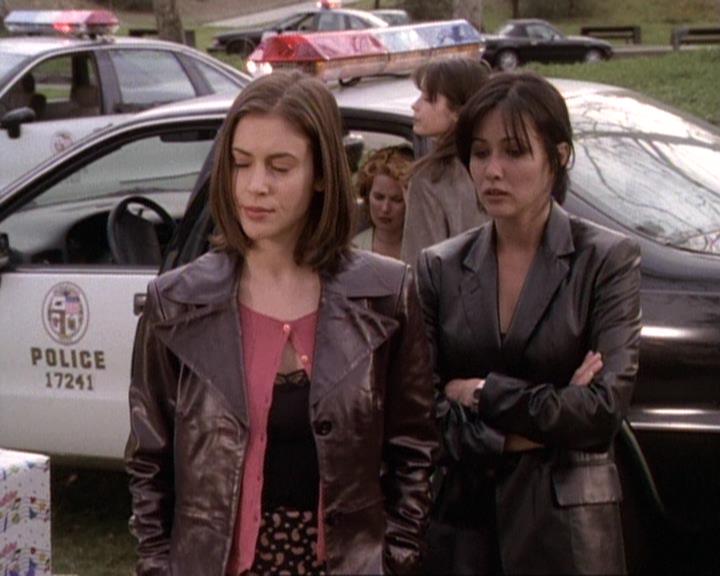 Charmed-Online-dot-net_119OutOfSight0267.jpg Charmed-Online-dot-net_119OutOfSight0267.jpg