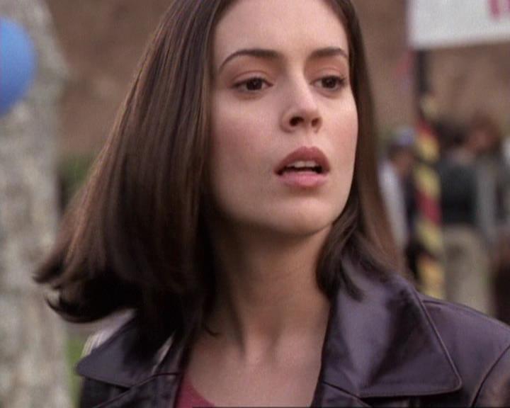 Charmed-Online-dot-net_119OutOfSight0270.jpg Charmed-Online-dot-net_119OutOfSight0270.jpg