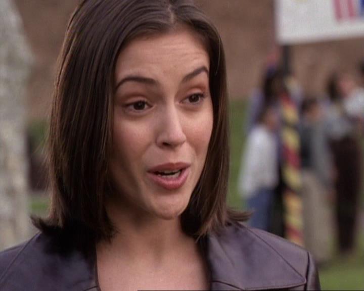 Charmed-Online-dot-net_119OutOfSight0280.jpg Charmed-Online-dot-net_119OutOfSight0280.jpg