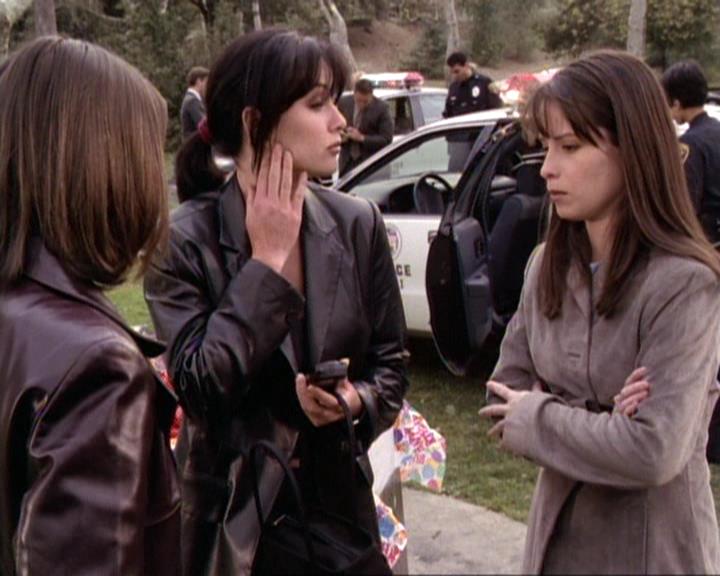 Charmed-Online-dot-net_119OutOfSight0311.jpg Charmed-Online-dot-net_119OutOfSight0311.jpg