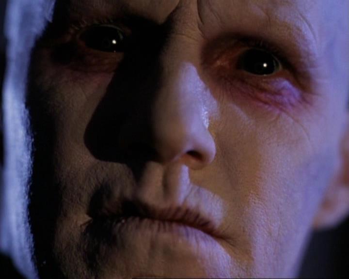 Charmed-Online-dot-net_119OutOfSight0370.jpg Charmed-Online-dot-net_119OutOfSight0370.jpg