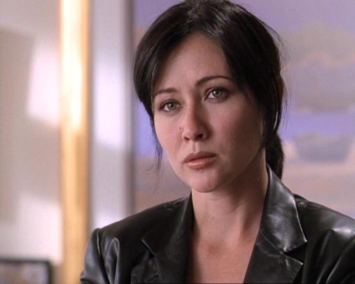 Charmed-Online-dot-net_119OutOfSight0529.jpg Charmed-Online-dot-net_119OutOfSight0529.jpg