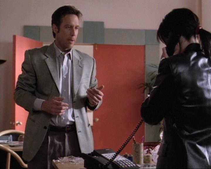 Charmed-Online-dot-net_119OutOfSight0547.jpg Charmed-Online-dot-net_119OutOfSight0547.jpg