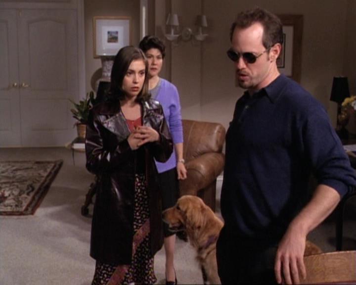 Charmed-Online-dot-net_119OutOfSight0629.jpg Charmed-Online-dot-net_119OutOfSight0629.jpg