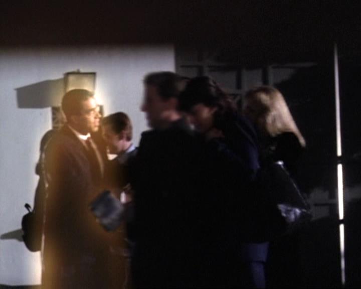 Charmed-Online-dot-net_119OutOfSight0745.jpg Charmed-Online-dot-net_119OutOfSight0745.jpg