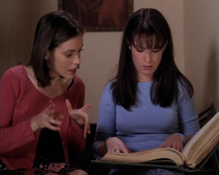 Charmed-Online-dot-net_119OutOfSight0789.jpg Charmed-Online-dot-net_119OutOfSight0789.jpg