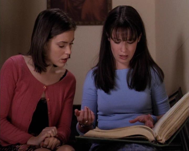 Charmed-Online-dot-net_119OutOfSight0800.jpg Charmed-Online-dot-net_119OutOfSight0800.jpg